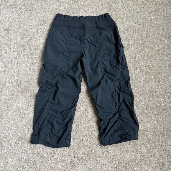 Lululemon Dance Studio Crop - Picture 2 of 7